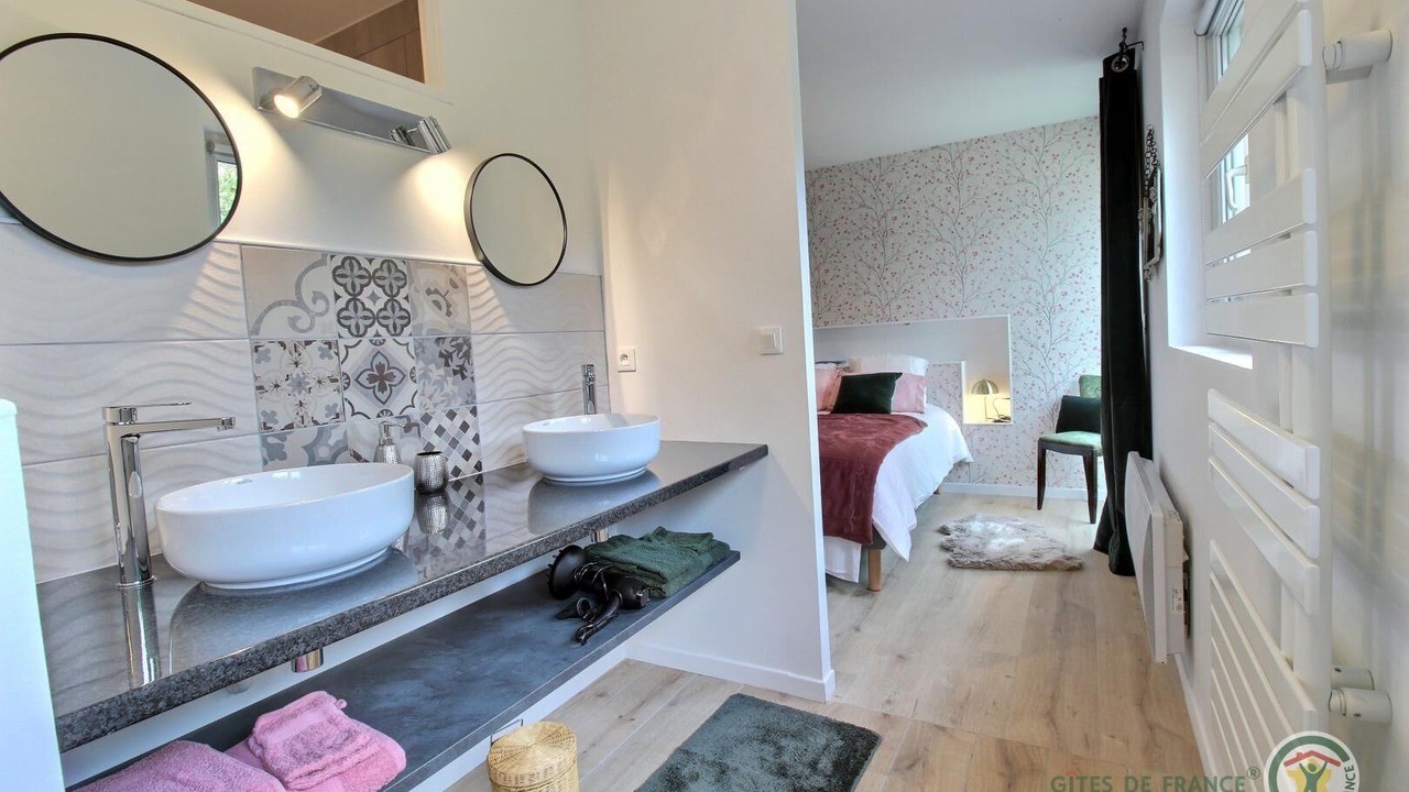 Photo of Bathroom in Penvenan