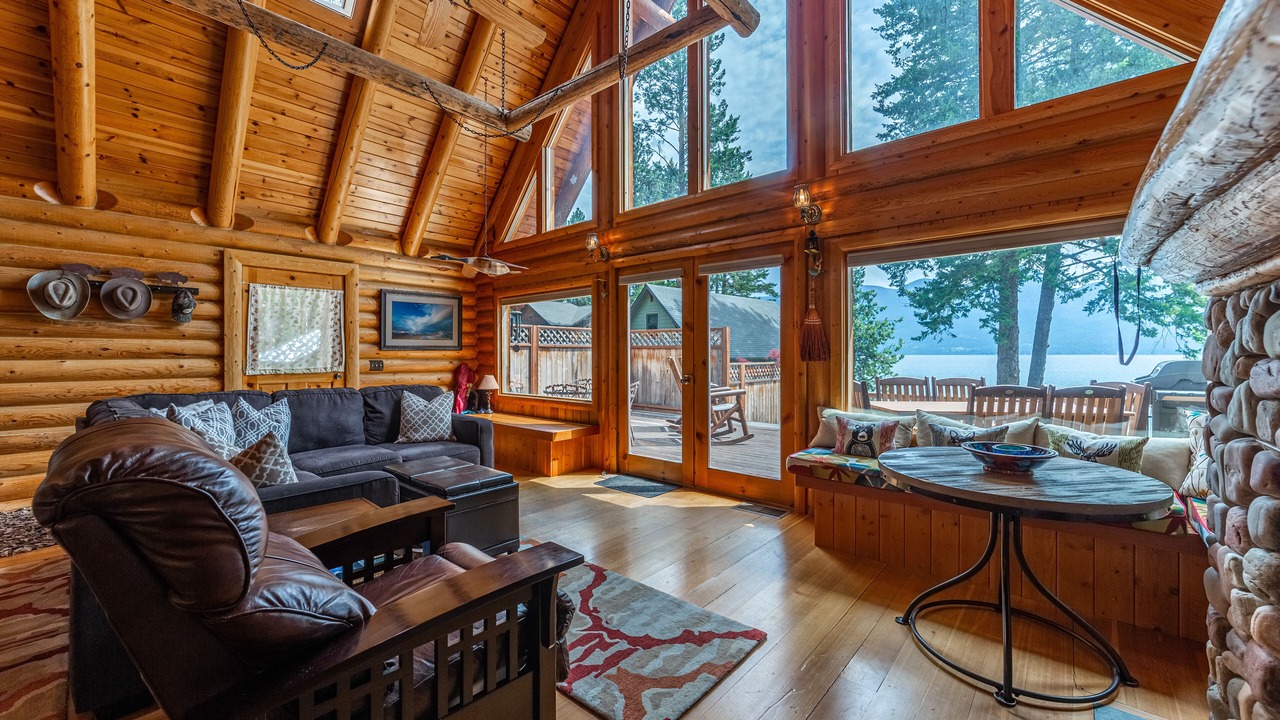 Photo of Livingroom in Finley Point