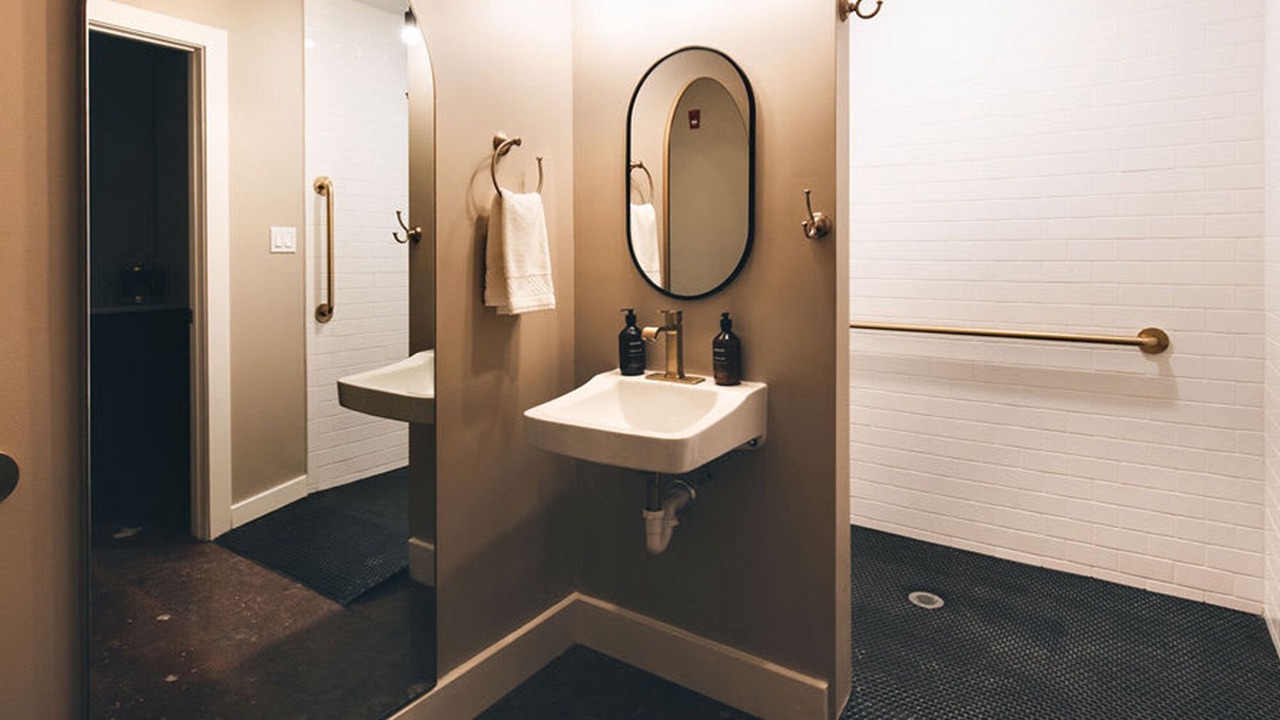 Photo of Bathroom in Tyler Park