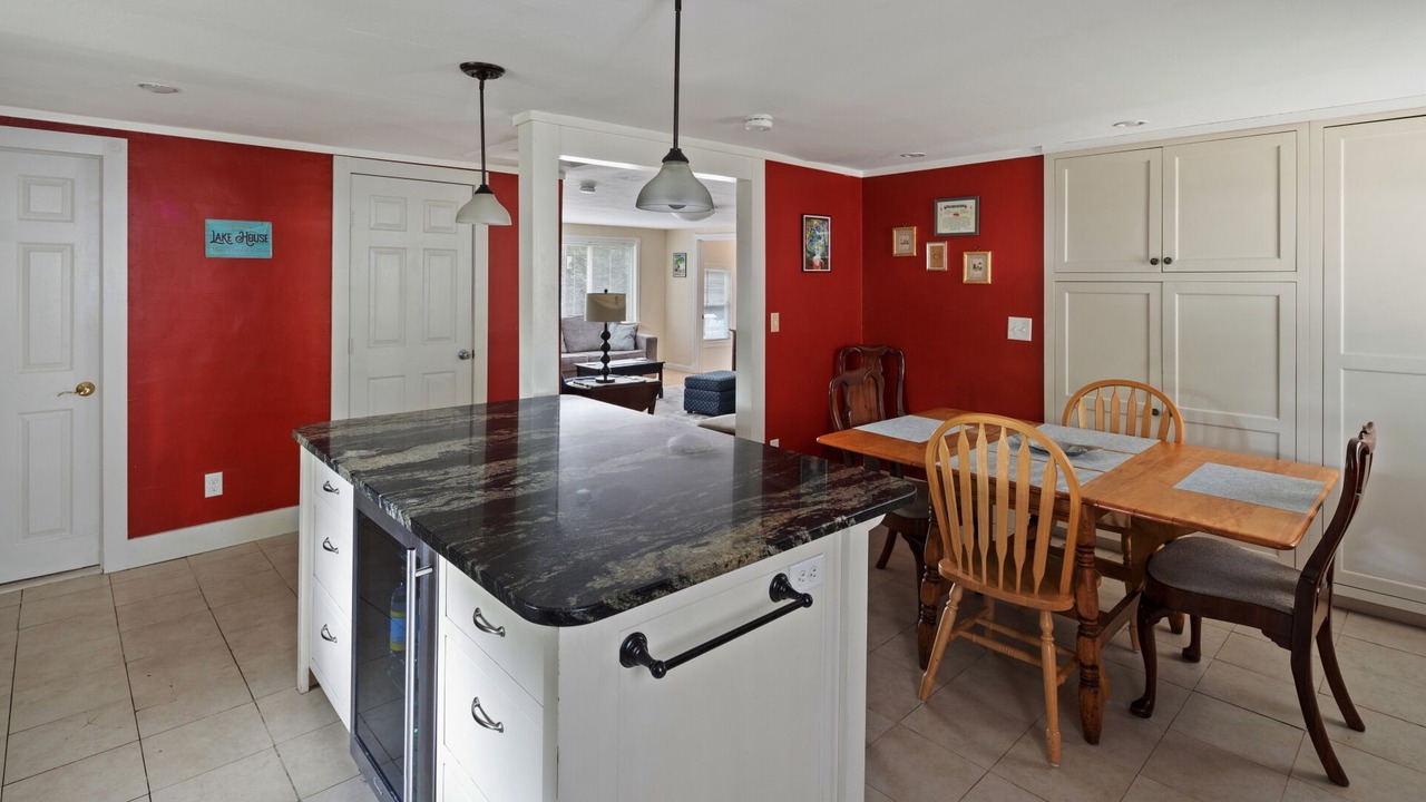 Photo of Bedroom in Malletts Bay