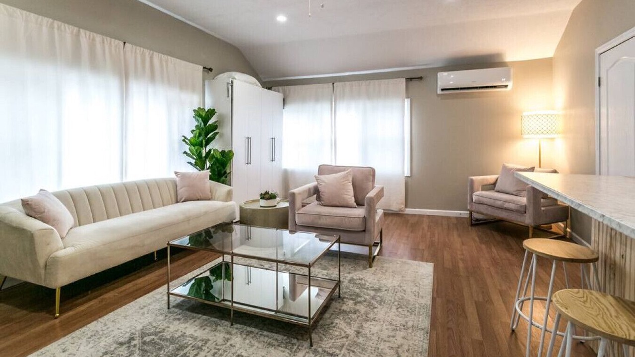 Photo of Livingroom in Sylvan Beach