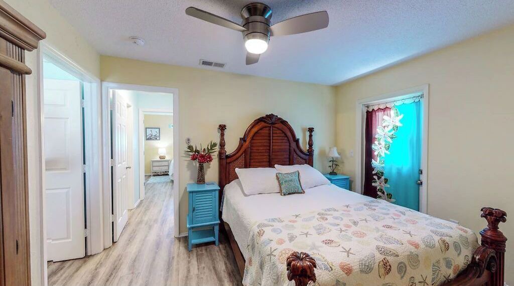 Photo of Bedroom in Laurel