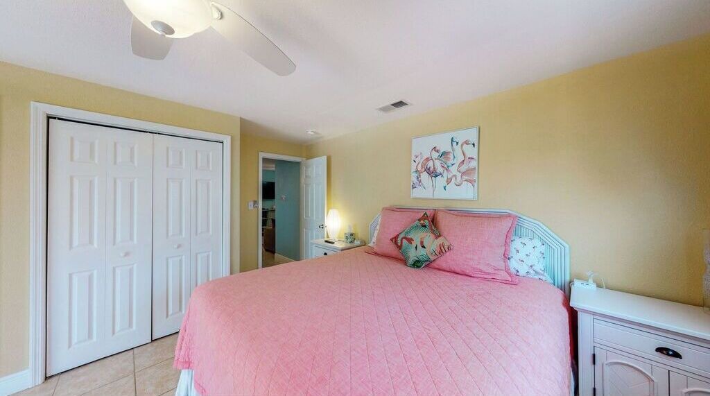 Photo of Bedroom in Laurel