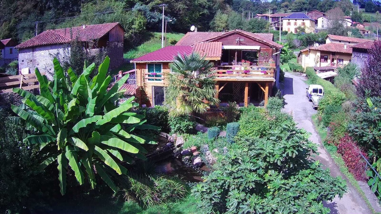 Photo of Outdoor in Chein-Dessus