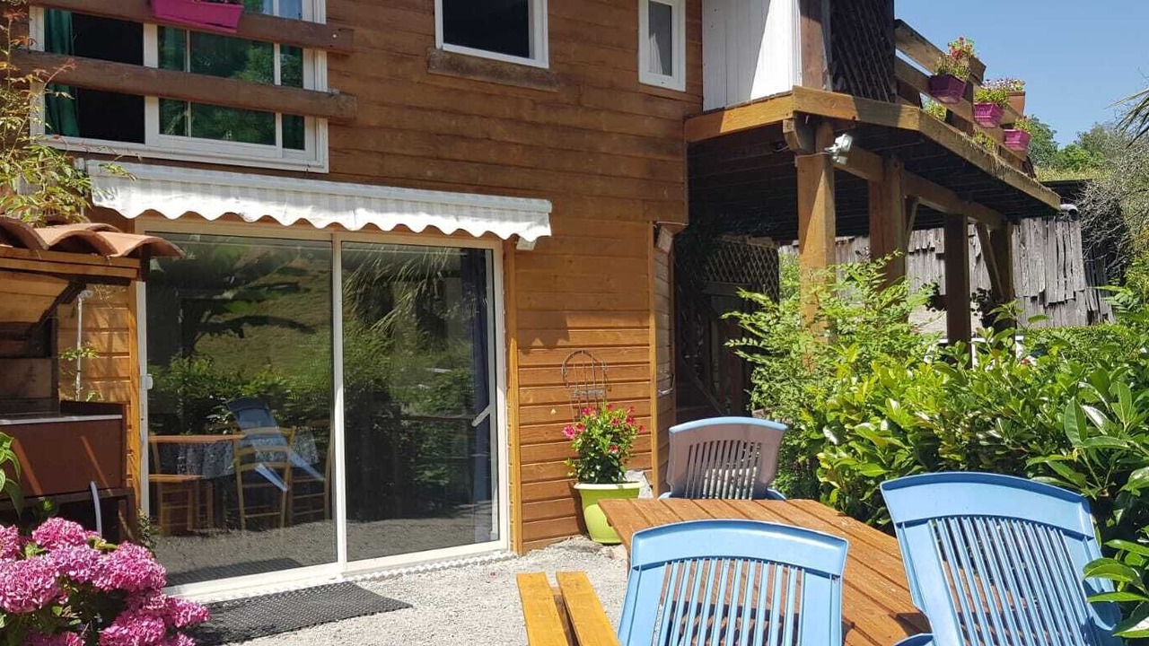 Photo of Outdoor in Chein-Dessus