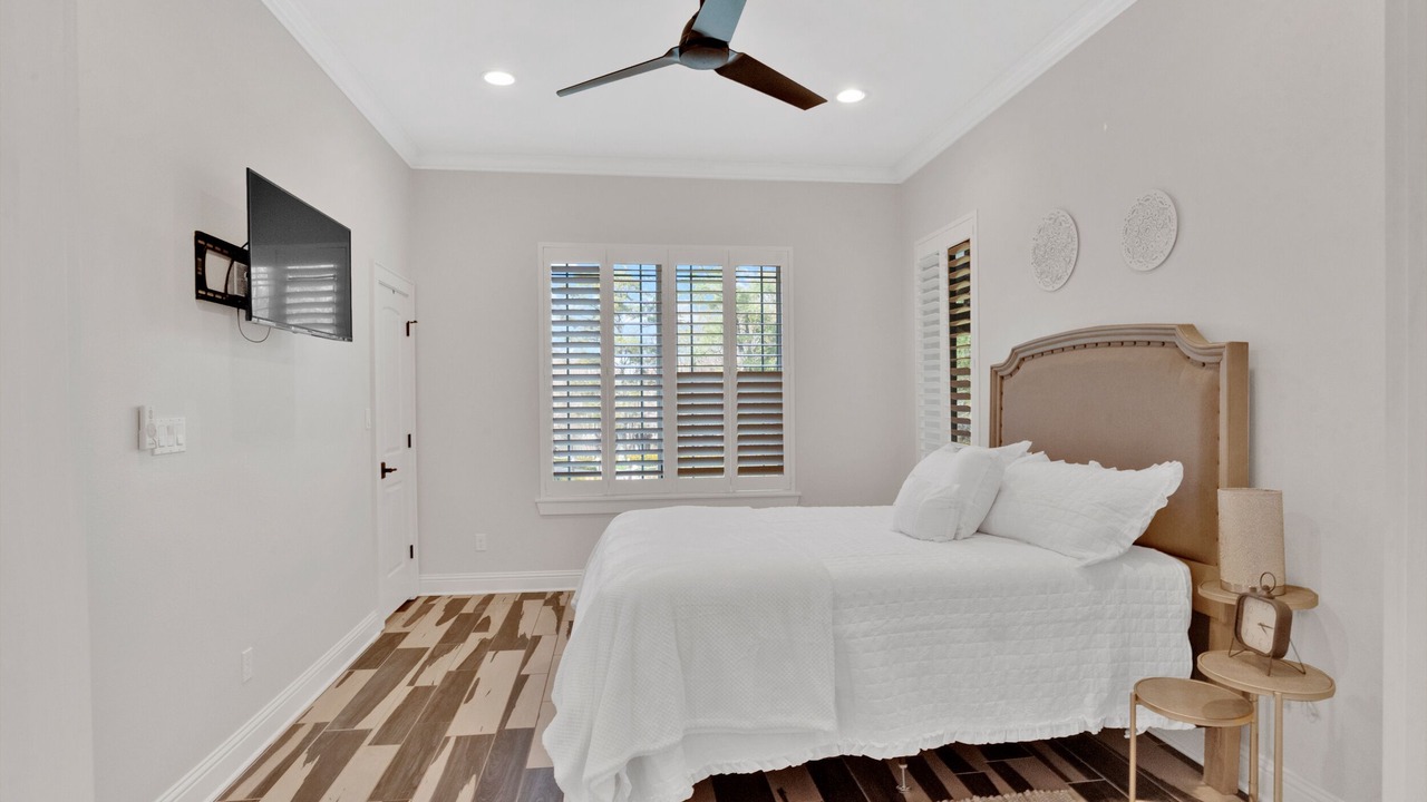 Photo of Bedroom in Shreveport