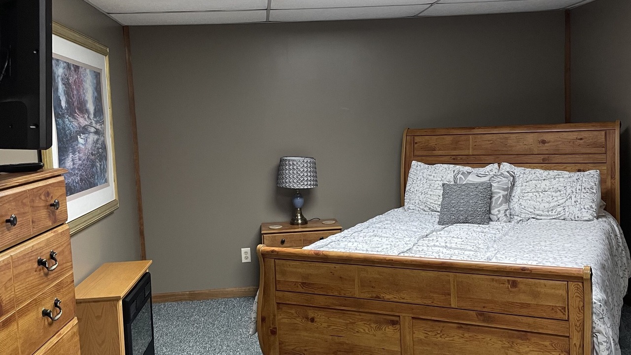 Photo of Bedroom in Oneonta