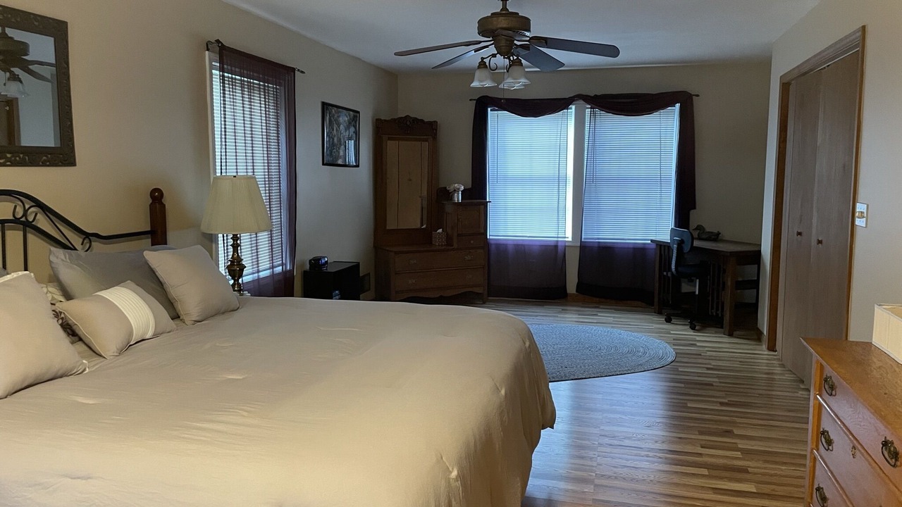 Photo of Bedroom in Oneonta