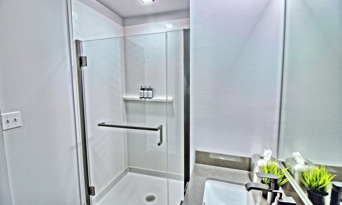 Photo of Bathroom in Midtown
