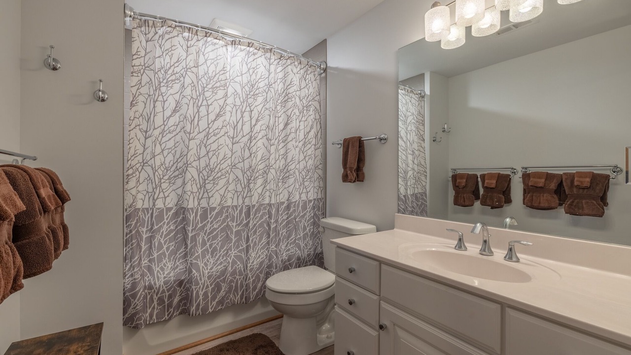 Photo of Bathroom in Innsbrook