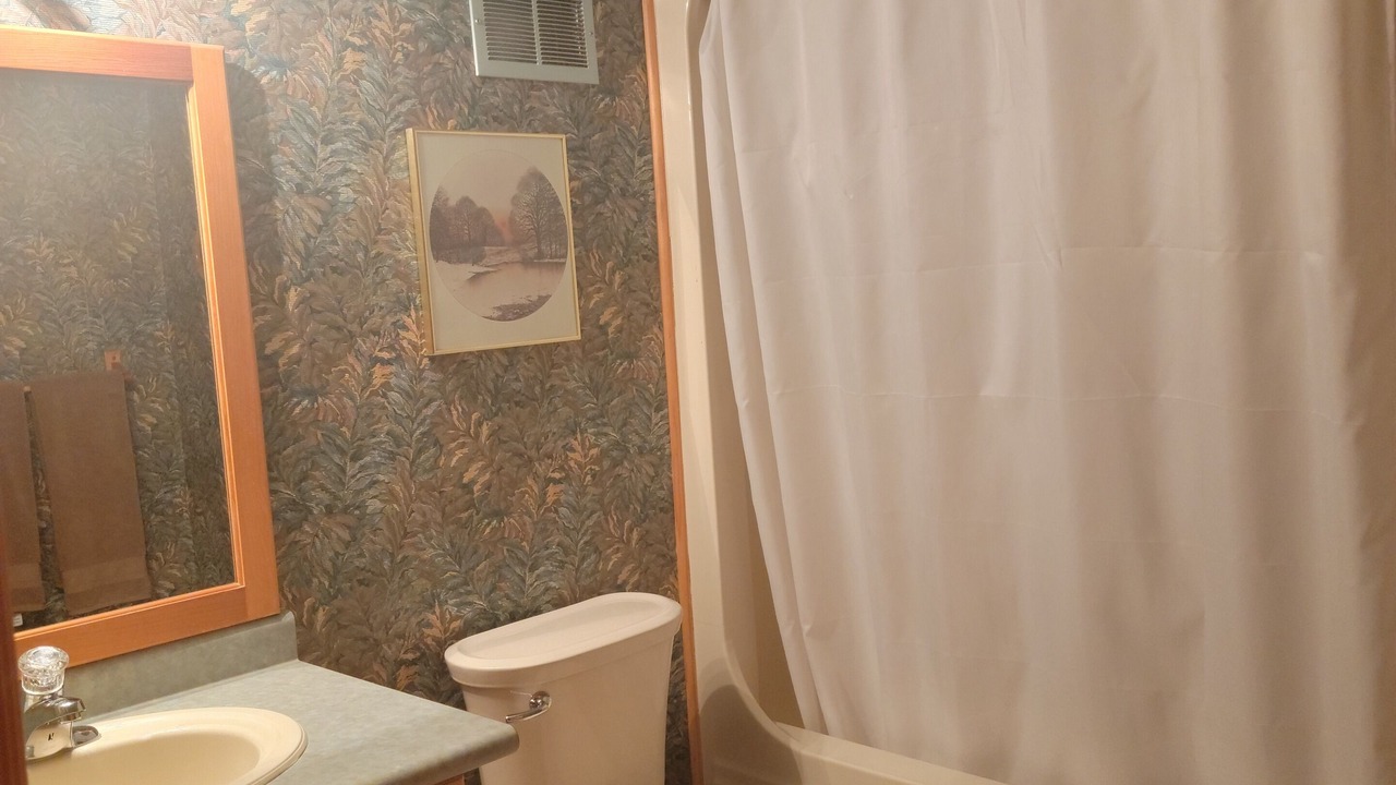 Photo of Bathroom in Grey Highlands
