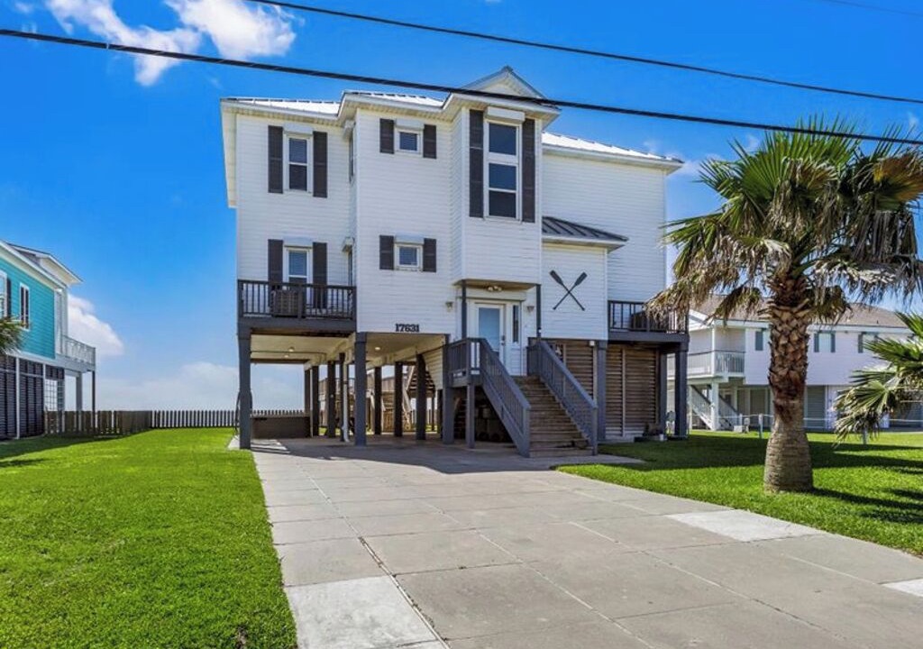 Photo of Others in Galveston