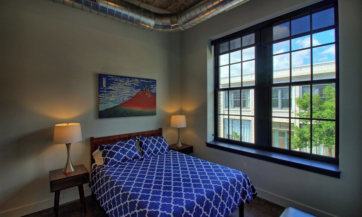Photo of Bedroom in Midtown