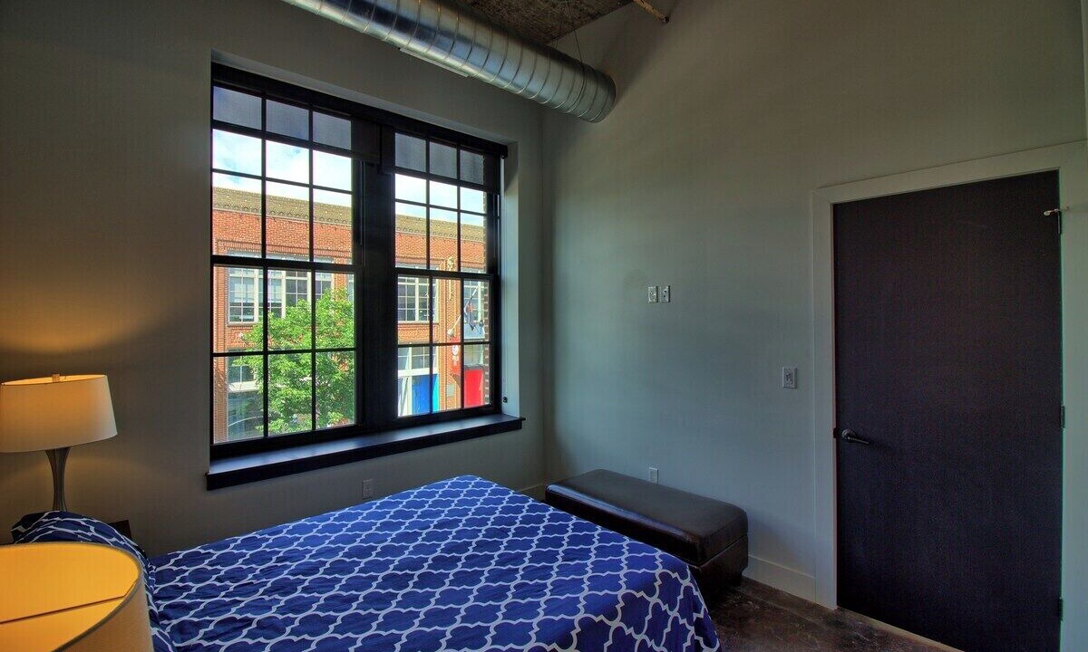 Photo of Bedroom in Midtown