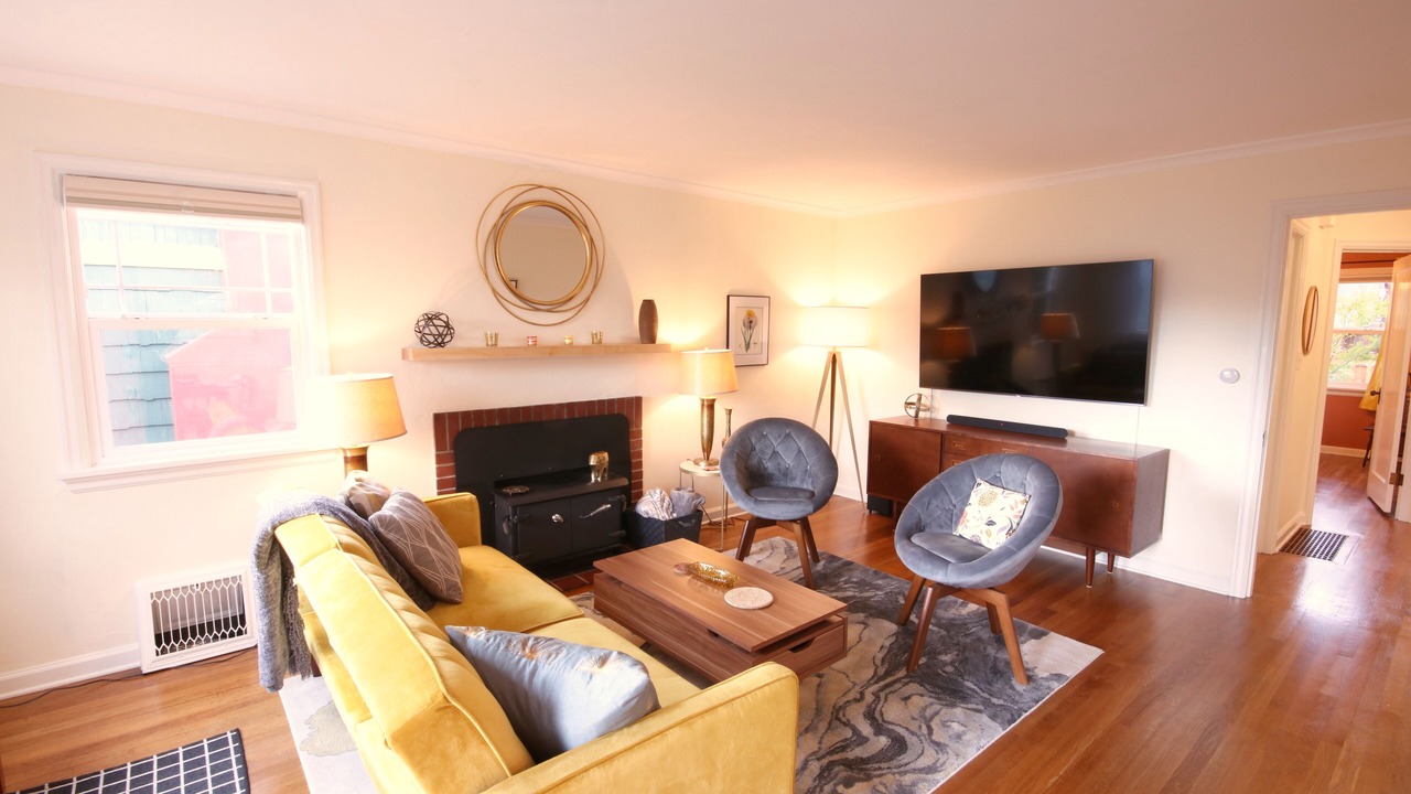 Photo of Livingroom in Roosevelt