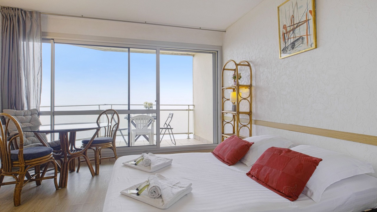 Photo of Bedroom in Biarritz