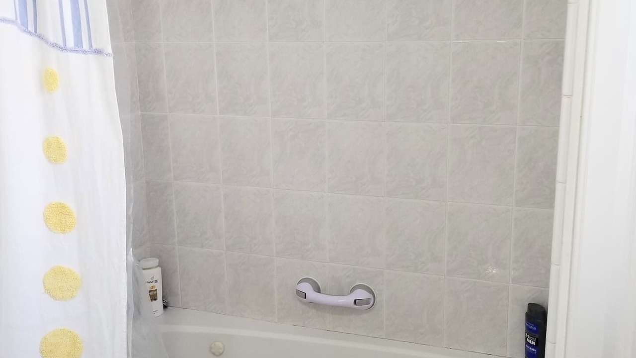 Photo of Bathroom in Carolyn Estates