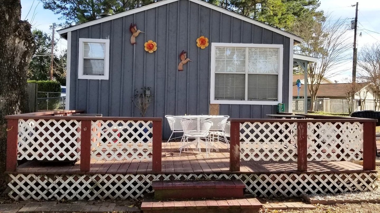 Photo of Outdoor in Carolyn Estates