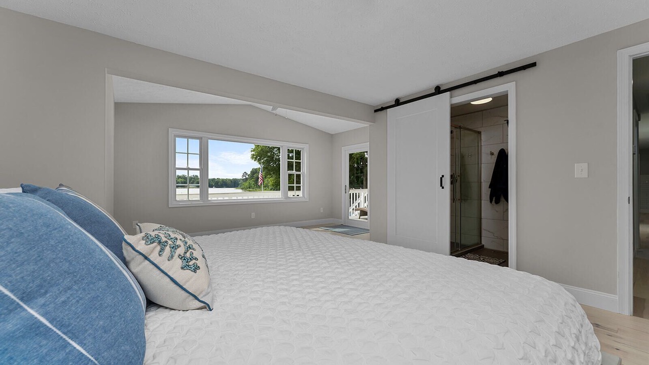 Photo of Bedroom in Mount Holly