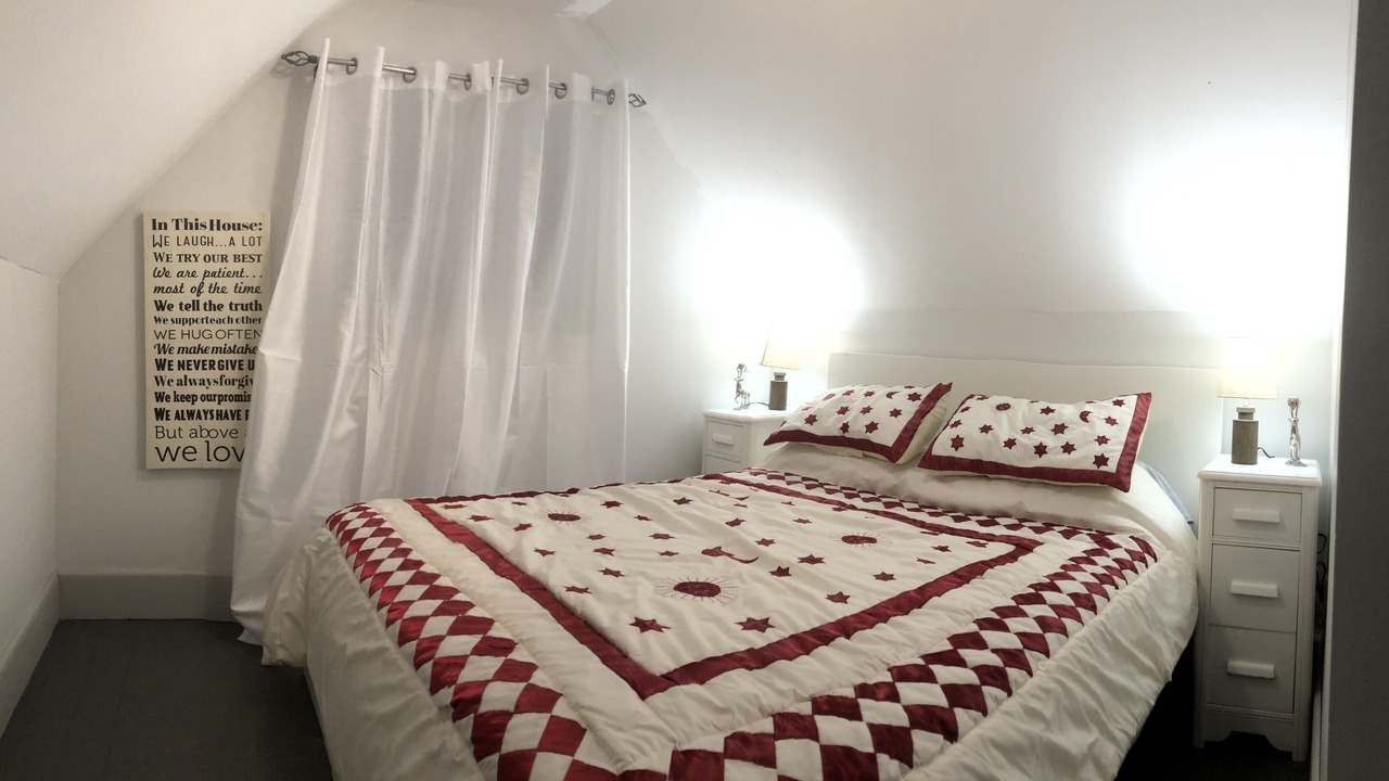 Photo of Bedroom in Smooth Rock Falls