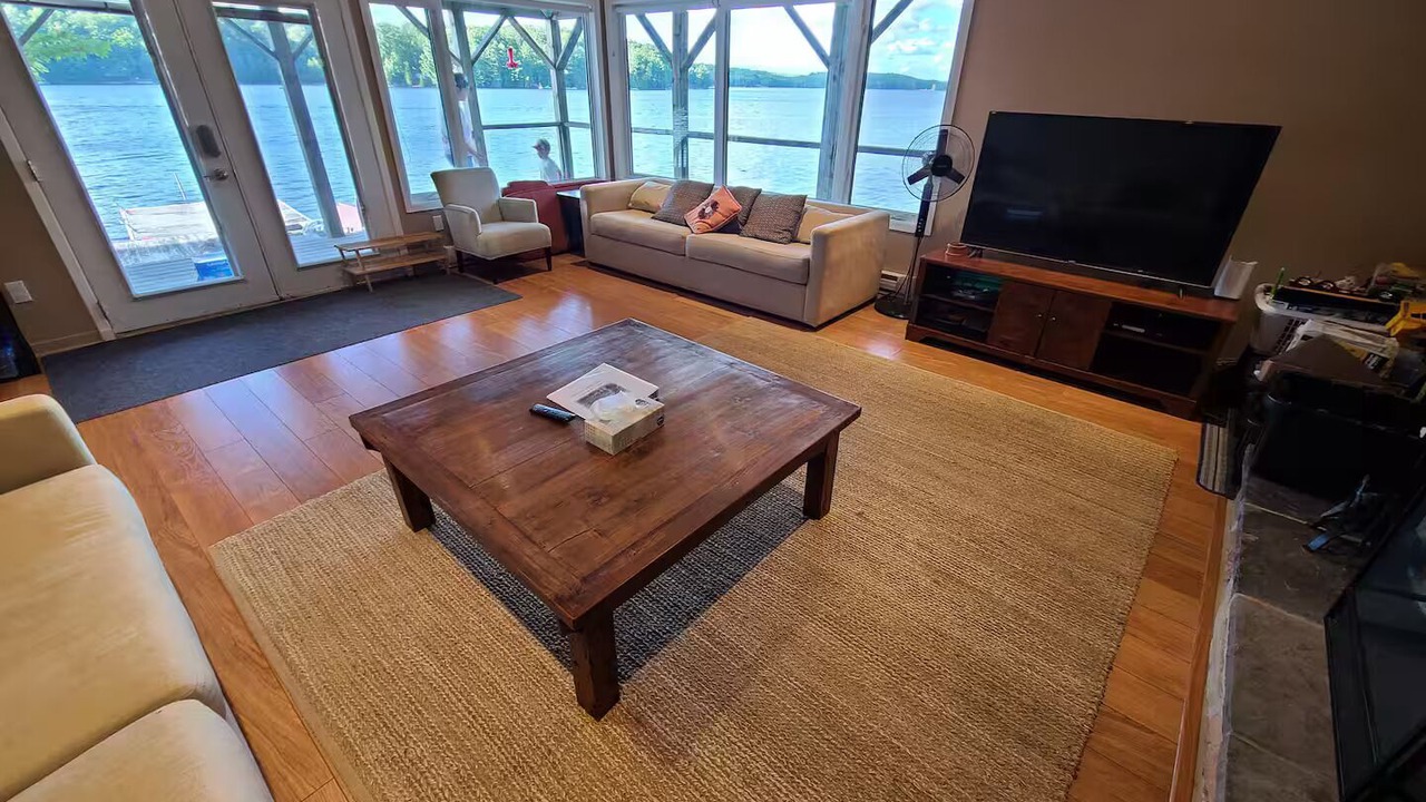 Photo of Livingroom in North Kawartha