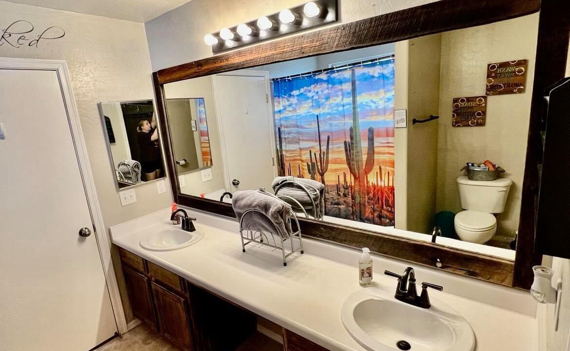Photo of Bathroom in Glendale
