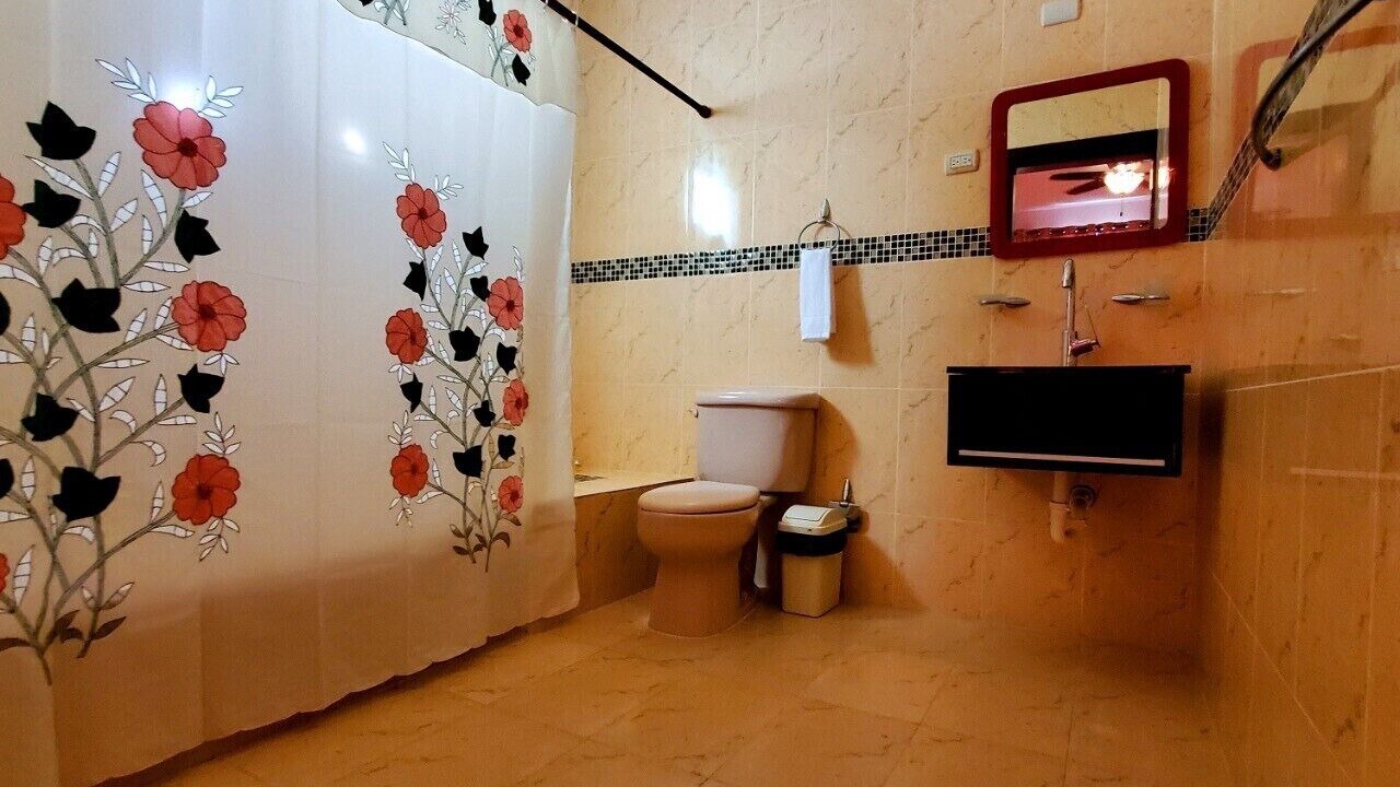Photo of Bathroom in Costambar