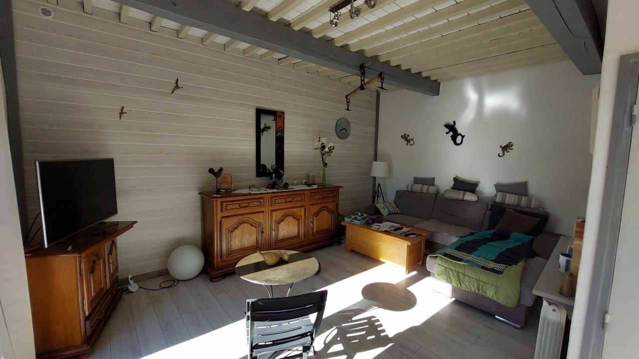 Photo of Livingroom in Molieres-Cavaillac