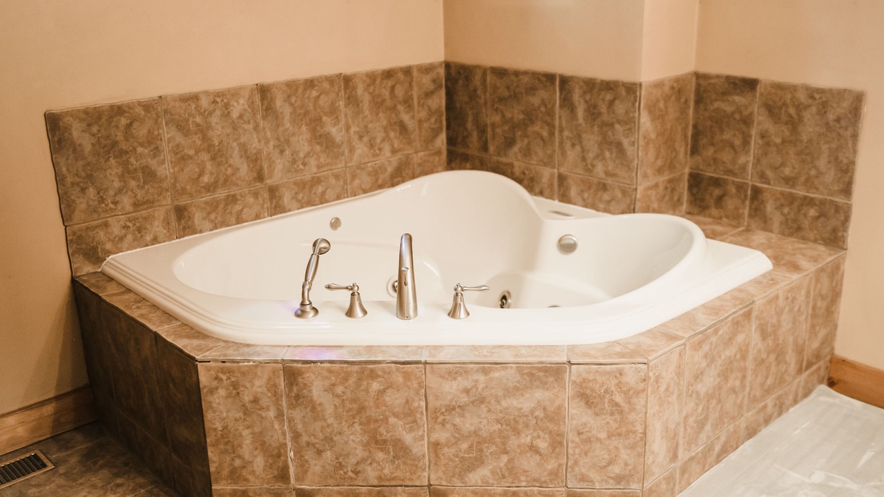 Photo of Bathroom in Val-des-Monts