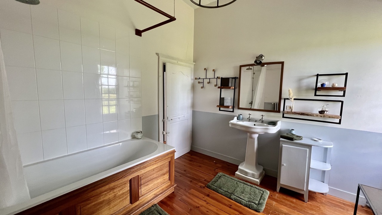 Photo of Bathroom in Saint-Come