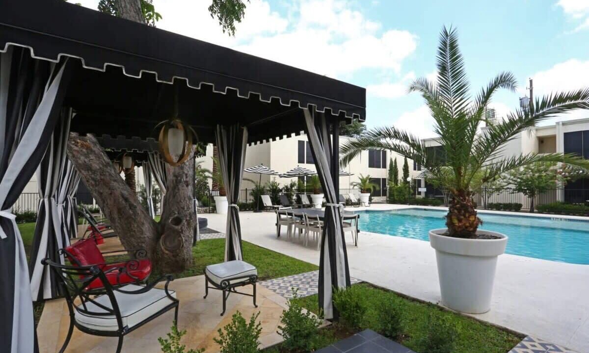 Photo of Outdoor in Brentwood