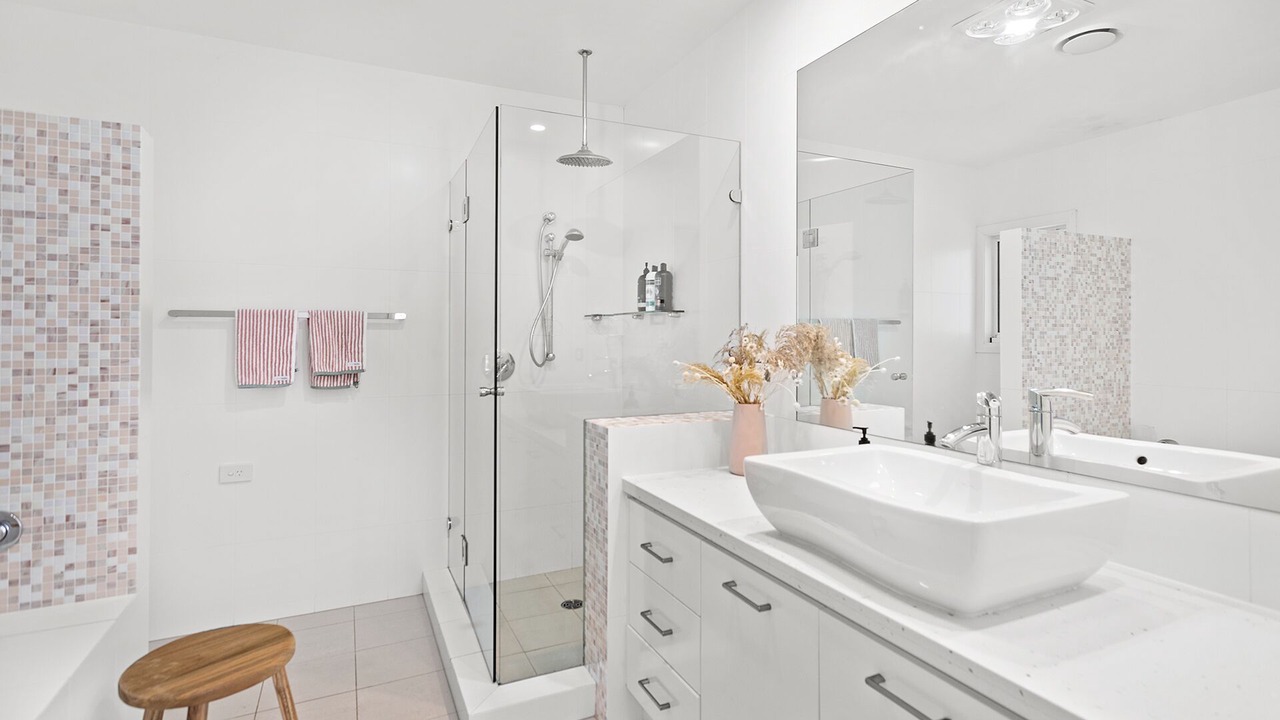 Photo of Bathroom in Soldiers Point