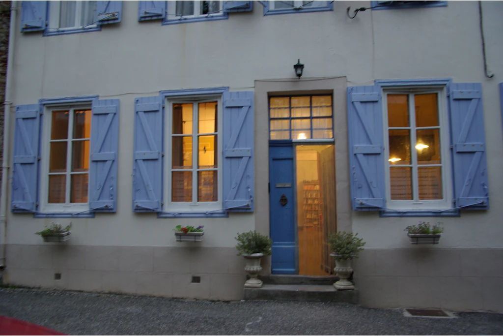 Photo of Outdoor in Leran