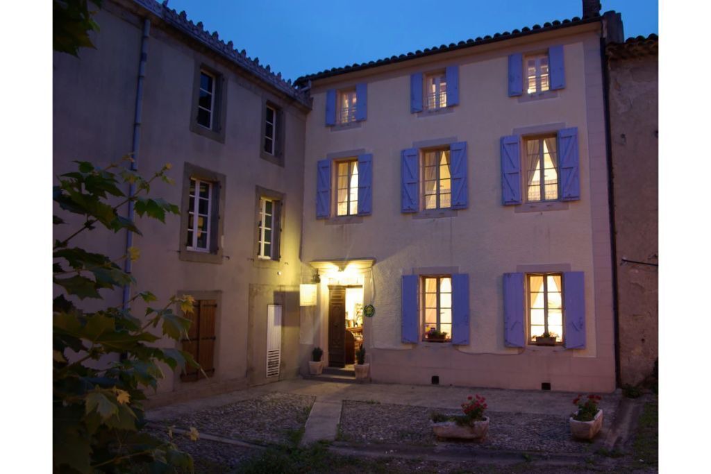 Photo of Outdoor in Leran