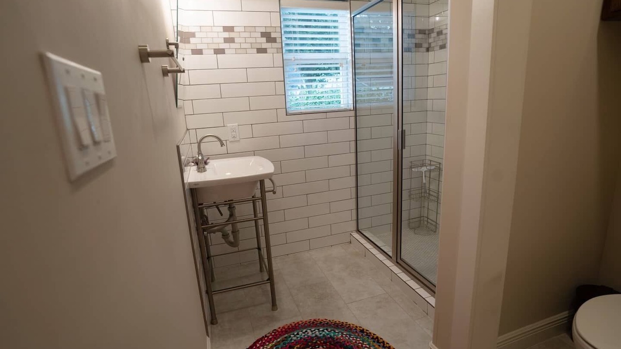 Photo of Bathroom in Greater Heights