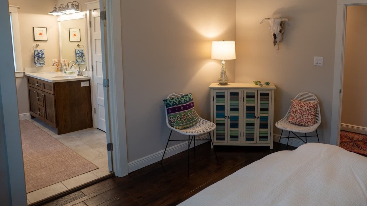 Photo of Bedroom in Greater Heights