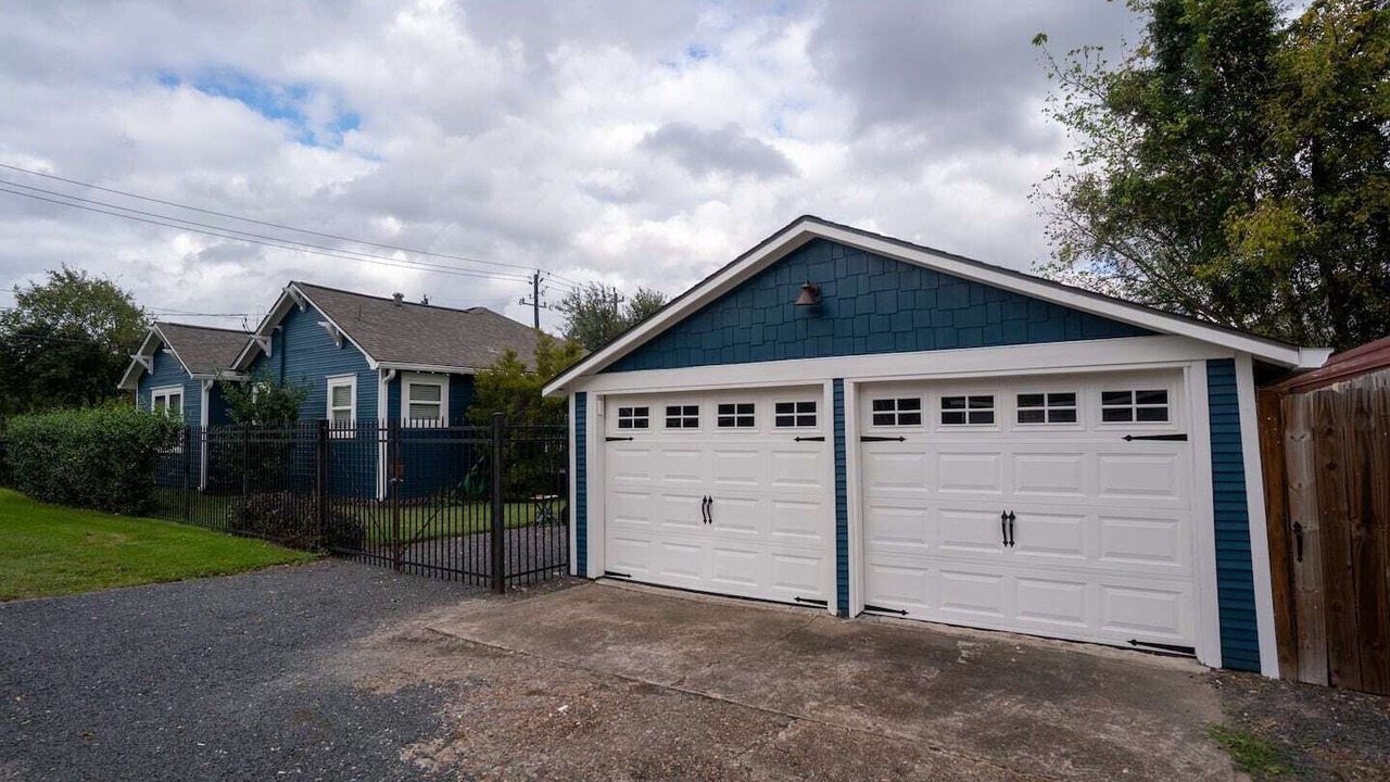 Photo of Outdoor in Greater Heights