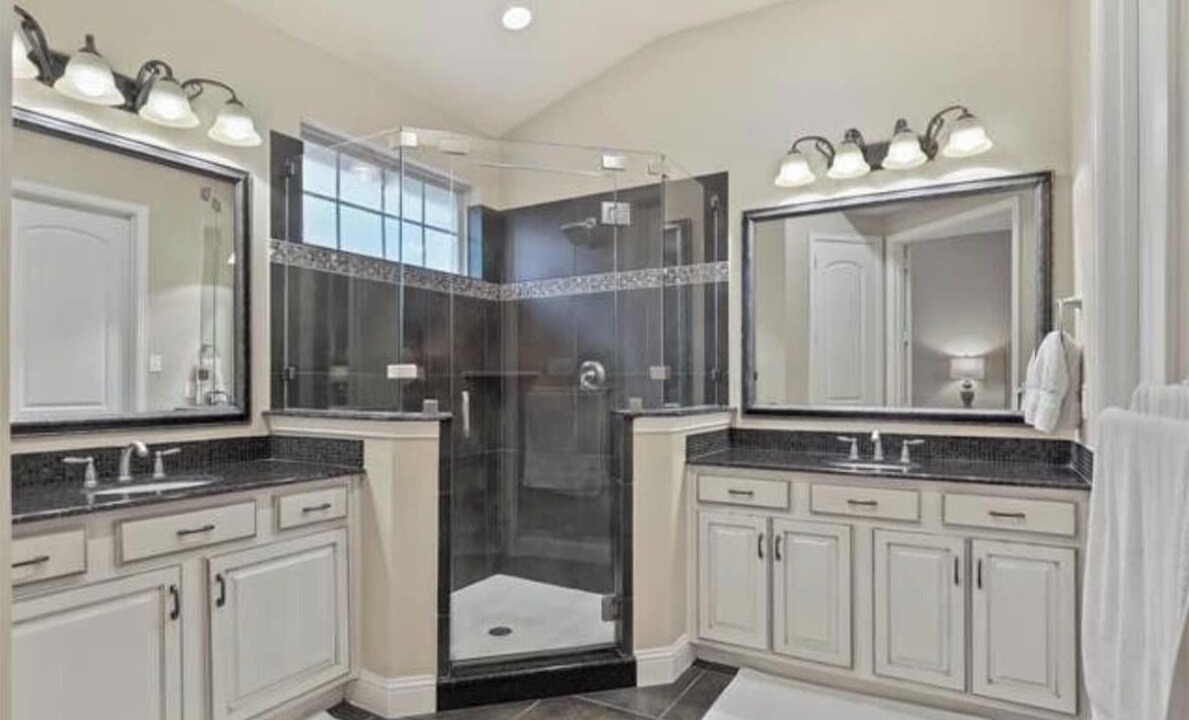 Photo of Bathroom in Legacy Park