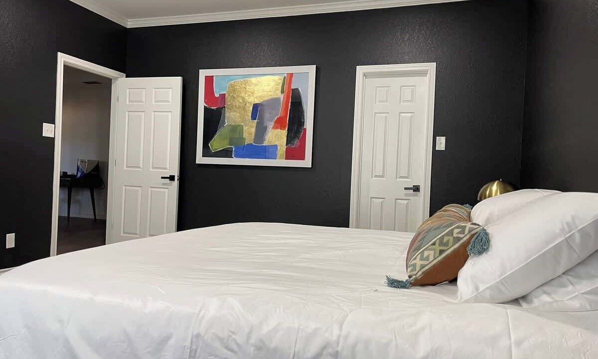 Photo of Bedroom in Far North Dallas