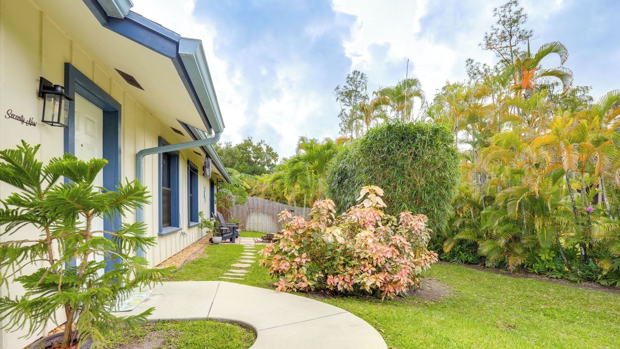 Photo of Outdoor in Jupiter Farms