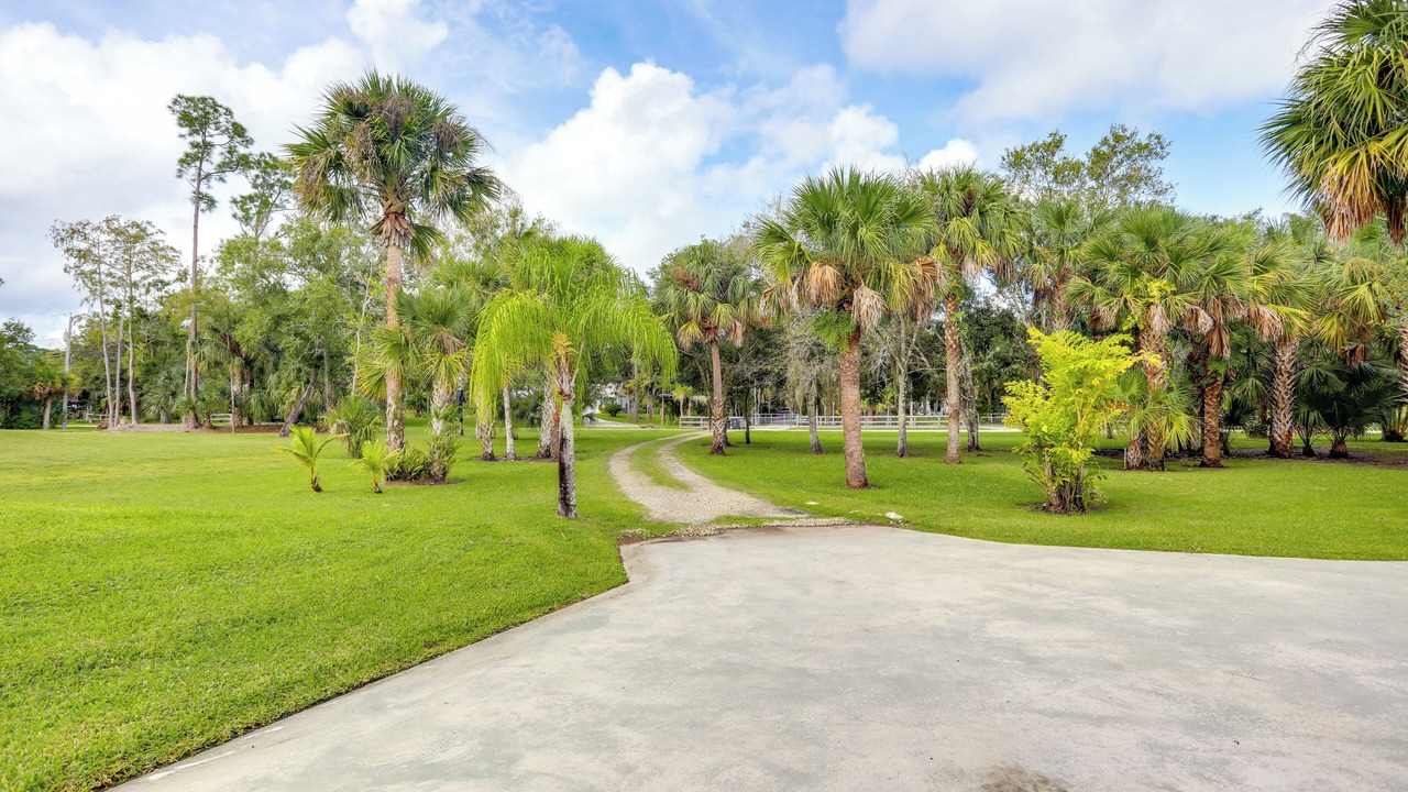 Photo of Others in Jupiter Farms
