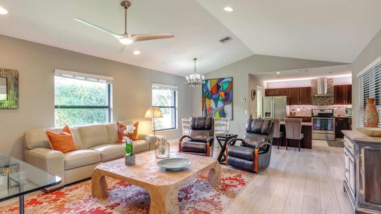 Photo of Livingroom in Jupiter Farms