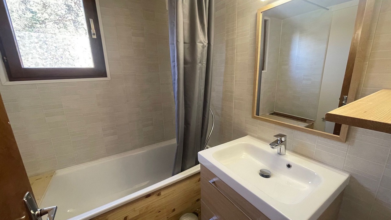 Photo of Bathroom in Barcelonnette