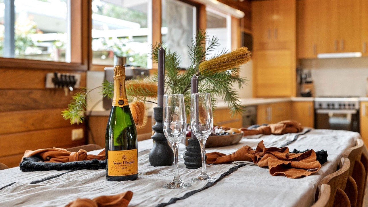 Photo of Others in Lorne