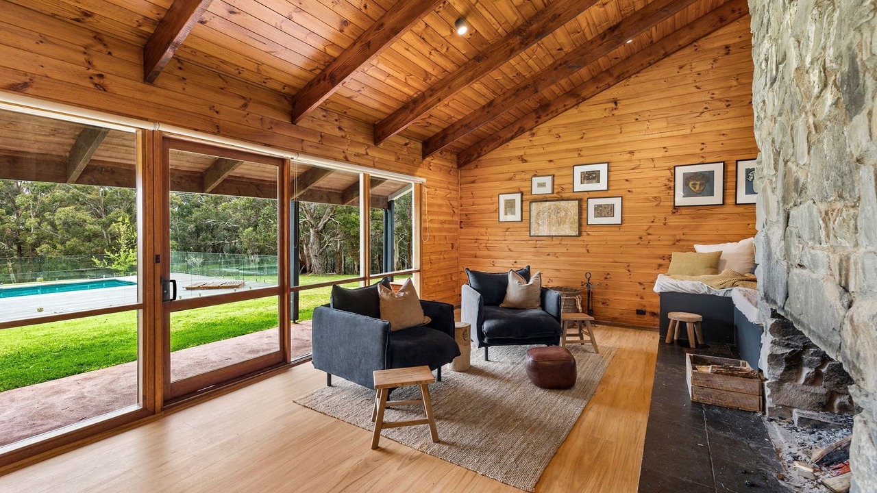 Photo of Others in Lorne