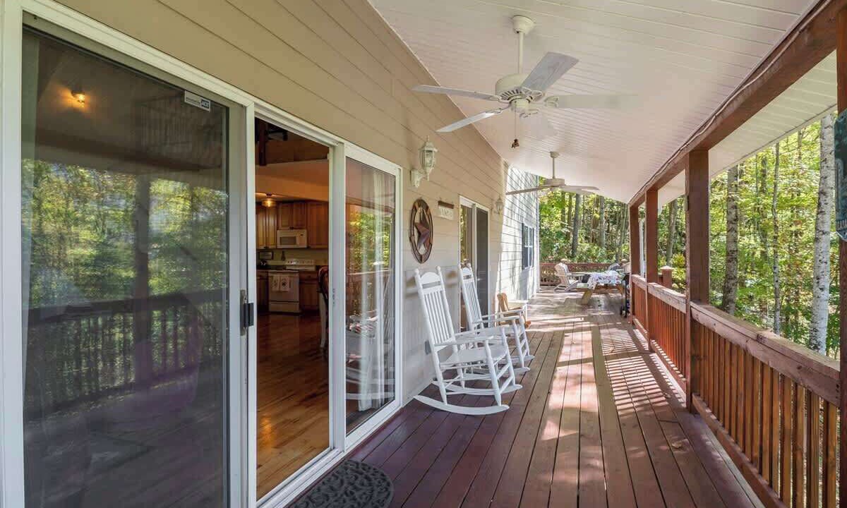 Photo of Patio Balcony in Waynesville