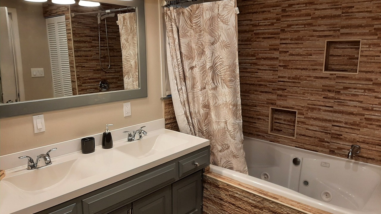 Photo of Bathroom in Olathe