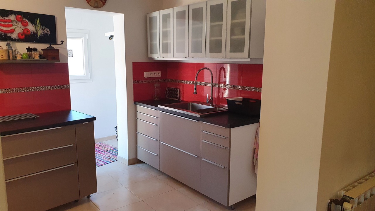Photo of Kitchen in Saint-Laurent-des-Arbres