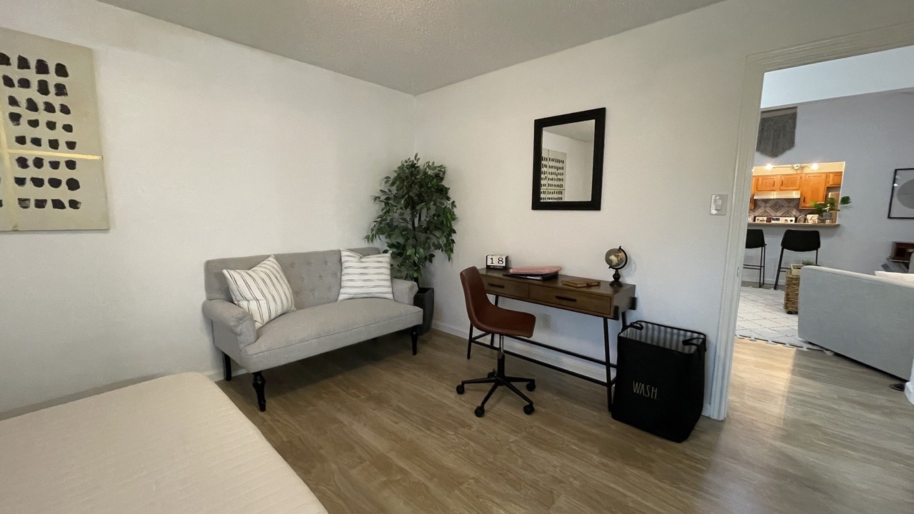 Photo of Livingroom in Carrollton