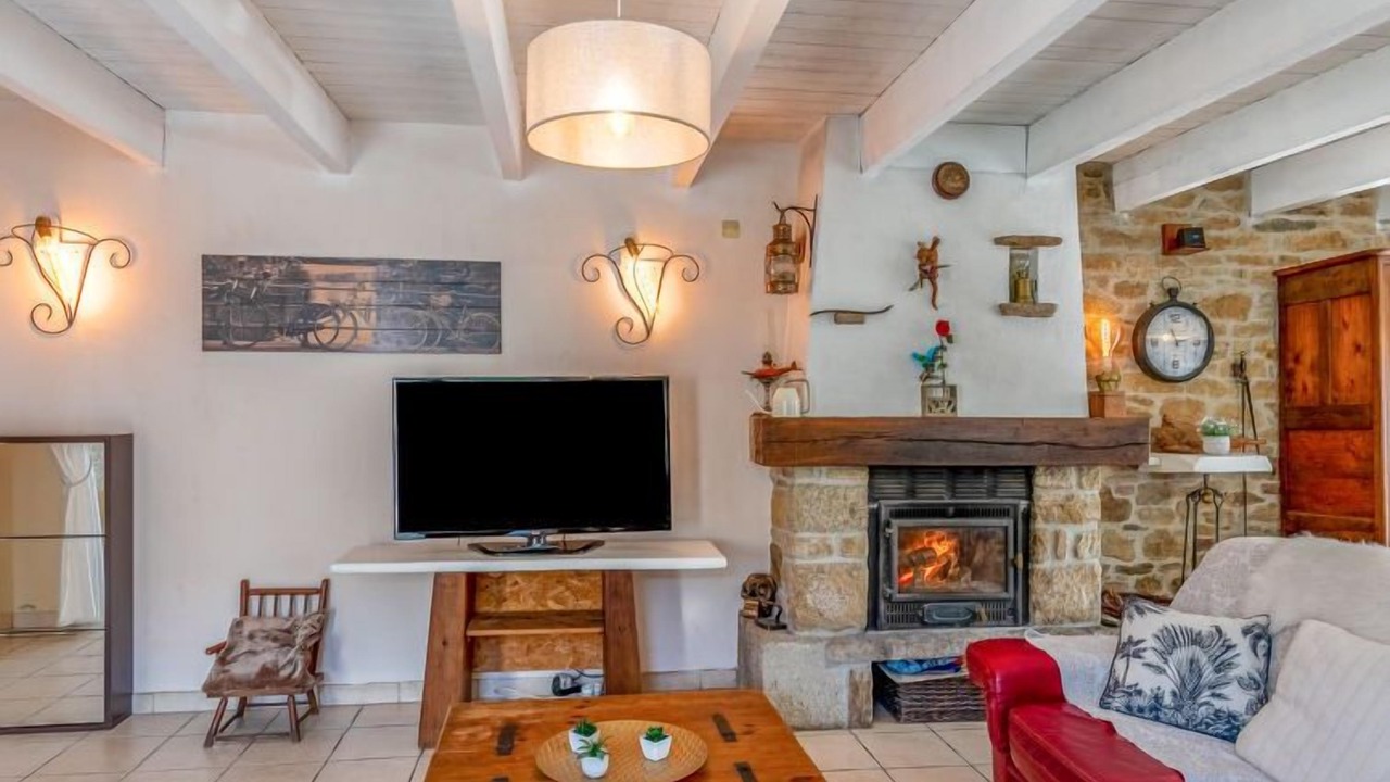 Photo of Livingroom in Saint-Fregant